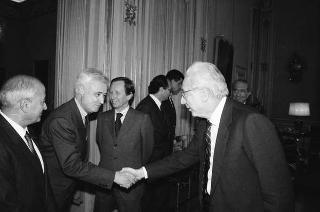 Incontro del Presidente della Repubblica Francesco Cossiga con Antonio D'Amico, presidente della Confederazione italiana armatori, con la Giunta della Confitarma