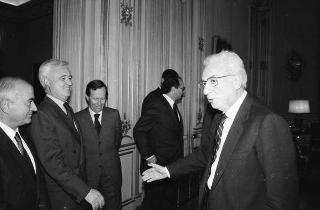 Incontro del Presidente della Repubblica Francesco Cossiga con Antonio D'Amico, presidente della Confederazione italiana armatori, con la Giunta della Confitarma