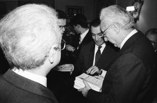 Incontro del Presidente della Repubblica Francesco Cossiga con Vittorino Colombo, e un gruppo di cittadini di Albiate