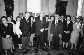 Incontro del Presidente della Repubblica Francesco Cossiga con Vittorino Colombo, e un gruppo di cittadini di Albiate