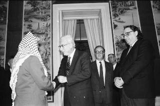 Incontro del Presidente della Repubblica Francesco Cossiga con Yasser Arafat, Presidente dell'OLP