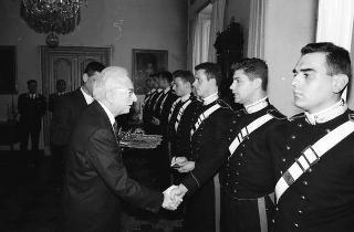 Incontro con una delegazione allievi della Scuola sottufficiali dei Carabinieri di Firenze, in servizio di Guardia d'Onore al Palazzo del Quirinale