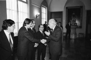 Intervento del Presidente della Repubblica Francesco Cossiga alla proiezione dei filmati illustrativi delle città ospitanti i Campionati mondiali di calcio "Italia 90"