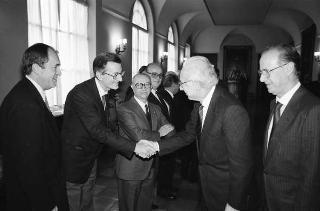Intervento del Presidente della Repubblica Francesco Cossiga alla proiezione dei filmati illustrativi delle città ospitanti i Campionati mondiali di calcio "Italia 90"