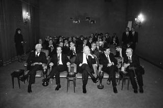 Intervento del Presidente della Repubblica Francesco Cossiga alla proiezione dei filmati illustrativi delle città ospitanti i Campionati mondiali di calcio "Italia 90"