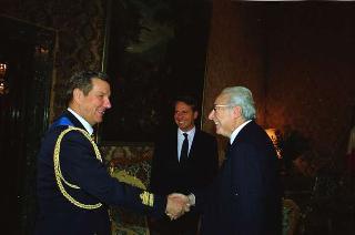 Il Presidente della Repubblica Francesco Cossiga riceve il Generale di Squadra Aerea Stelio Nardini, nuovo Capo di Stato maggiore dell'Aeronautica