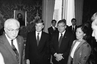 Incontro del Presidente della Repubblica Francesco Cossiga con il Vice Presidente degli USA Dan Quayle e la signora Quayle, e successiva udienza con gli esponenti della Fondazione Eisenhower