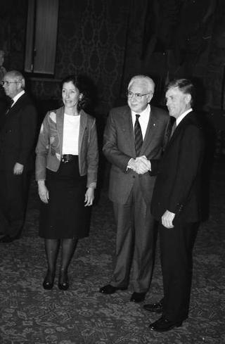 Incontro del Presidente della Repubblica Francesco Cossiga con il Vice Presidente degli USA Dan Quayle e la signora Quayle, e successiva udienza con gli esponenti della Fondazione Eisenhower