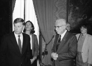 Incontro del Presidente della Repubblica Francesco Cossiga con il Vice Presidente degli USA Dan Quayle e la signora Quayle, e successiva udienza con gli esponenti della Fondazione Eisenhower