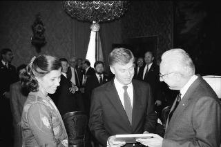 Incontro del Presidente della Repubblica Francesco Cossiga con il Vice Presidente degli USA Dan Quayle e la signora Quayle, e successiva udienza con gli esponenti della Fondazione Eisenhower