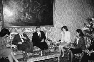 Incontro del Presidente della Repubblica Francesco Cossiga con il Vice Presidente degli USA Dan Quayle e la signora Quayle, e successiva udienza con gli esponenti della Fondazione Eisenhower