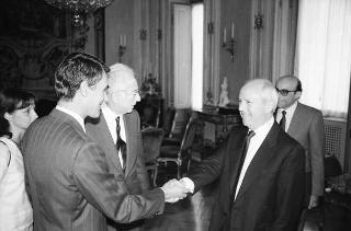 Incontro del Presidente della Repubblica Francesco Cossiga con Anibal Cavaco Silva, primo ministro della Repubblica del Portogallo