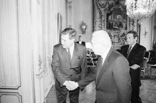 Incontro del Presidente della Repubblica Francesco Cossiga con Nguyen Co Thach, ministro degli affari esteri della Repubblica Socialista del Vietnam