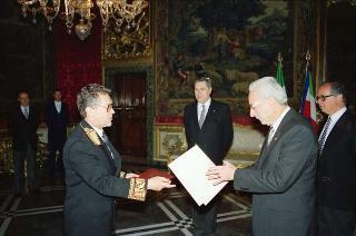 Anatoli Leonidovic Adamishin, nuovo ambasciatore dell'URSS: presentazione lettere credenziali