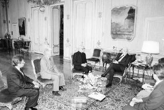 Incontro del Presidente della Repubblica Francesco Cossiga con Mons. Giovanni Saldarini, arcivescovo di Torino e una delegazione dell'Arcidiocesi