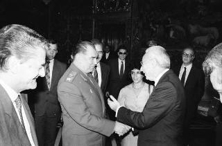 Incontro del Presidente della Repubblica Francesco Cossiga con Dmitry Yazov, ministro della difesa dell'URSS