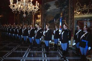 Cerimonia di consegna del nuovo Stendardo Presidenziale al Comando Carabinieri Guardie del Presidente della Repubblica
