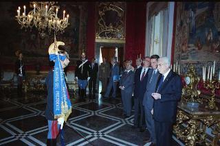 Cerimonia di consegna del nuovo Stendardo Presidenziale al Comando Carabinieri Guardie del Presidente della Repubblica