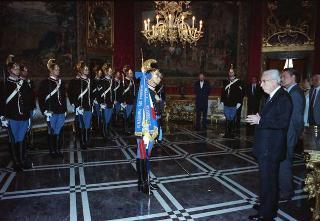Cerimonia di consegna del nuovo Stendardo Presidenziale al Comando Carabinieri Guardie del Presidente della Repubblica
