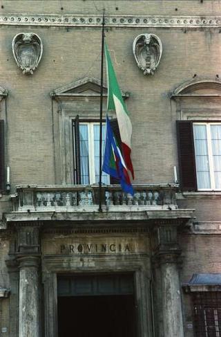 Cerimonia di consegna del nuovo Stendardo Presidenziale al Comando Carabinieri Guardie del Presidente della Repubblica