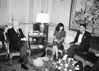 Incontro del Presidente della Repubblica Francesco Cossiga con Sid Ahmed Ghozali, ministro degli Affari Esteri della Repubblica Algerina Democratica e Popolare