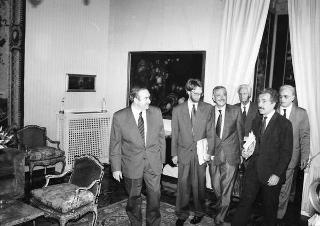 Incontro del Presidente della Repubblica Francesco Cossiga con Sid Ahmed Ghozali, ministro degli Affari Esteri della Repubblica Algerina Democratica e Popolare