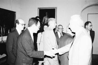 Il Presidente della Repubblica Francesco Cossiga incontra Riccardo Triglia, presidente dell'Associazione nazionale comuni italiani, con alcuni esponenti dell'ANCI