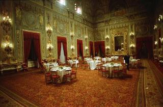 Pranzo in onore di una rappresentanza di partecipanti all'VIII Assemblea generale ordinaria del Sinodo dei Vescovi
