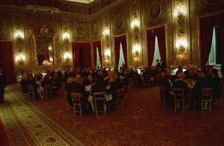Pranzo in onore di una rappresentanza di partecipanti all'VIII Assemblea generale ordinaria del Sinodo dei Vescovi