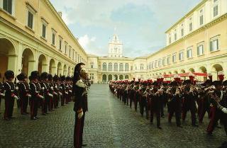 Cerimonia del cambio di denominazione del Comando carabinieri guardie del Presidente della Repubblica in "Reggimento Carabinieri Guardie della Repubblica" e deposizione di una corona d'alloro, da parte del Presidente della Repubblica, sulla Tomba del Milite Ignoto