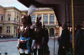 Cerimonia del cambio di denominazione del Comando carabinieri guardie del Presidente della Repubblica in "Reggimento Carabinieri Guardie della Repubblica" e deposizione di una corona d'alloro, da parte del Presidente della Repubblica, sulla Tomba del Milite Ignoto