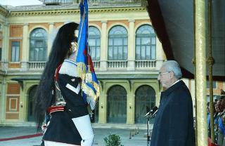 Cerimonia del cambio di denominazione del Comando carabinieri guardie del Presidente della Repubblica in "Reggimento Carabinieri Guardie della Repubblica" e deposizione di una corona d'alloro, da parte del Presidente della Repubblica, sulla Tomba del Milite Ignoto