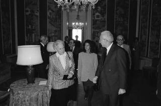 Il Presidente della Repubblica Francesco Cossiga incontra la signora Jeanne Sauvè, ex Governatore generale del Canada, con Alan William Sullivan, ambasciatore del Canada a Roma