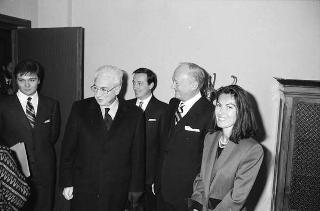 Intervento del Presidente della Repubblica,in forma privata,a Cairo Montenotte per la commemorazione di Francesco Cesare Rossi ed a Ferrania per una visita allo stabilimento della Società 3M. E visita a Stella San Giovanni presso la tomba del Presidente Sandro Pertini