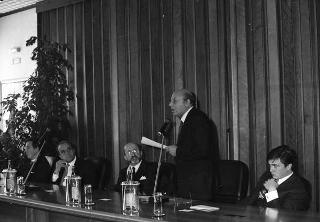 Intervento del Presidente della Repubblica,in forma privata,a Cairo Montenotte per la commemorazione di Francesco Cesare Rossi ed a Ferrania per una visita allo stabilimento della Società 3M. E visita a Stella San Giovanni presso la tomba del Presidente Sandro Pertini