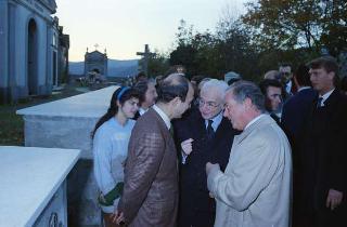 Intervento del Presidente della Repubblica,in forma privata,a Cairo Montenotte per la commemorazione di Francesco Cesare Rossi ed a Ferrania per una visita allo stabilimento della Società 3M. E visita a Stella San Giovanni presso la tomba del Presidente Sandro Pertini