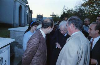 Intervento del Presidente della Repubblica,in forma privata,a Cairo Montenotte per la commemorazione di Francesco Cesare Rossi ed a Ferrania per una visita allo stabilimento della Società 3M. E visita a Stella San Giovanni presso la tomba del Presidente Sandro Pertini