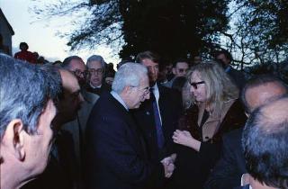 Intervento del Presidente della Repubblica,in forma privata,a Cairo Montenotte per la commemorazione di Francesco Cesare Rossi ed a Ferrania per una visita allo stabilimento della Società 3M. E visita a Stella San Giovanni presso la tomba del Presidente Sandro Pertini