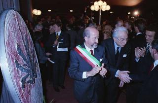 Intervento del Presidente della Repubblica,in forma privata,a Cairo Montenotte per la commemorazione di Francesco Cesare Rossi ed a Ferrania per una visita allo stabilimento della Società 3M. E visita a Stella San Giovanni presso la tomba del Presidente Sandro Pertini