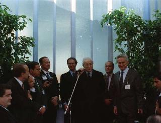 Intervento del Presidente della Repubblica,in forma privata,a Cairo Montenotte per la commemorazione di Francesco Cesare Rossi ed a Ferrania per una visita allo stabilimento della Società 3M. E visita a Stella San Giovanni presso la tomba del Presidente Sandro Pertini