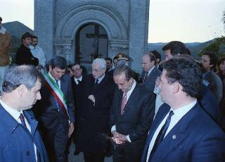 Intervento del Presidente della Repubblica,in forma privata,a Cairo Montenotte per la commemorazione di Francesco Cesare Rossi ed a Ferrania per una visita allo stabilimento della Società 3M. E visita a Stella San Giovanni presso la tomba del Presidente Sandro Pertini