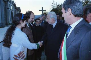 Intervento del Presidente della Repubblica,in forma privata,a Cairo Montenotte per la commemorazione di Francesco Cesare Rossi ed a Ferrania per una visita allo stabilimento della Società 3M. E visita a Stella San Giovanni presso la tomba del Presidente Sandro Pertini