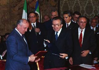 Visita ufficiale del Presidente dell'Unione delle Repubbliche Socialiste Sovietiche Mikhail Gorbaciov e della Signora Raissa Gorbaciova