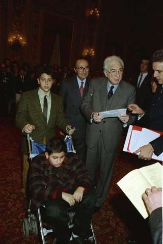 Incontro con la Giunta esecutiva del Centro nazionale per la bontà nella scuola e i vincitori del 40° Premio nazionale "Livio Tempesta"
