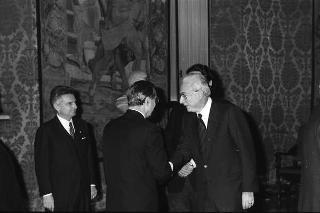 Incontro del Presidente Francesco Cossiga con i ministri degli affari esteri della "Pentagonale" ed una delegazione di parlamentari dei cinque Paesi facenti capo all'organismo