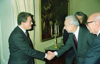 Incontro del Presidente della Repubblica Francesco Cossiga con l'avv. Enrico Randone, presidente e amministratore delegato delle Assicurazioni Generali