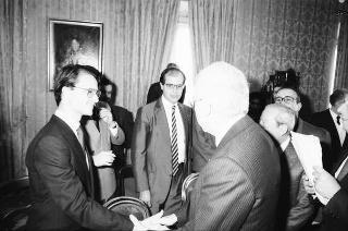Il Presidente della Repubblica Francesco Cossiga riceve in udienza l'On. Prof. Giovanni Galloni, vicepresidente del CSM, con il sen. prof. Giovanni Silvestro Coco, sottosegretario di Stato a grazia e giustizia, e una delegazione di magistrati