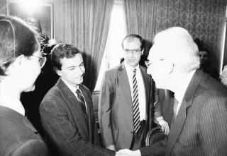 Il Presidente della Repubblica Francesco Cossiga riceve in udienza l'On. Prof. Giovanni Galloni, vicepresidente del CSM, con il sen. prof. Giovanni Silvestro Coco, sottosegretario di Stato a grazia e giustizia, e una delegazione di magistrati