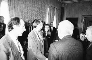 Il Presidente della Repubblica Francesco Cossiga riceve in udienza l'On. Prof. Giovanni Galloni, vicepresidente del CSM, con il sen. prof. Giovanni Silvestro Coco, sottosegretario di Stato a grazia e giustizia, e una delegazione di magistrati