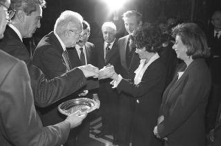 Il Presidente della Repubblica Francesco Cossiga incontra l'on.Vincenzo Scotti, Ministro dell'Interno, con i Prefetti di nuova nomina